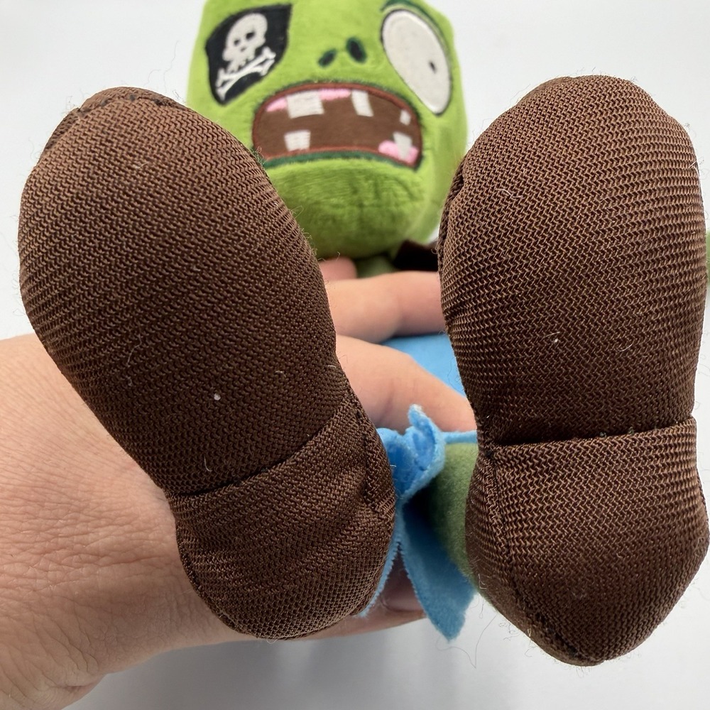 Plants vs. Zombies PvZ Plush 2013 WORLDMAX PIRATE ZOMBIE 12" RARE - Picture 9 of 11